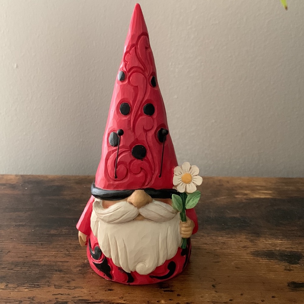 Jim Shore “Cute as a Bug” Ladybug Gnome. 🐞